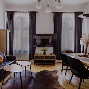 Apartment Golden Pearl - Main Square, 100 Sqm, 4