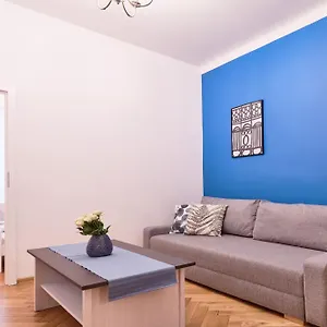  Apartment Spacious Zyblikiewicza Street